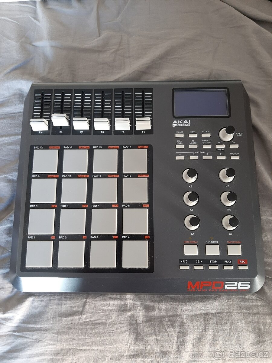 Akai mpd26 midi kontroler, pady, mpc