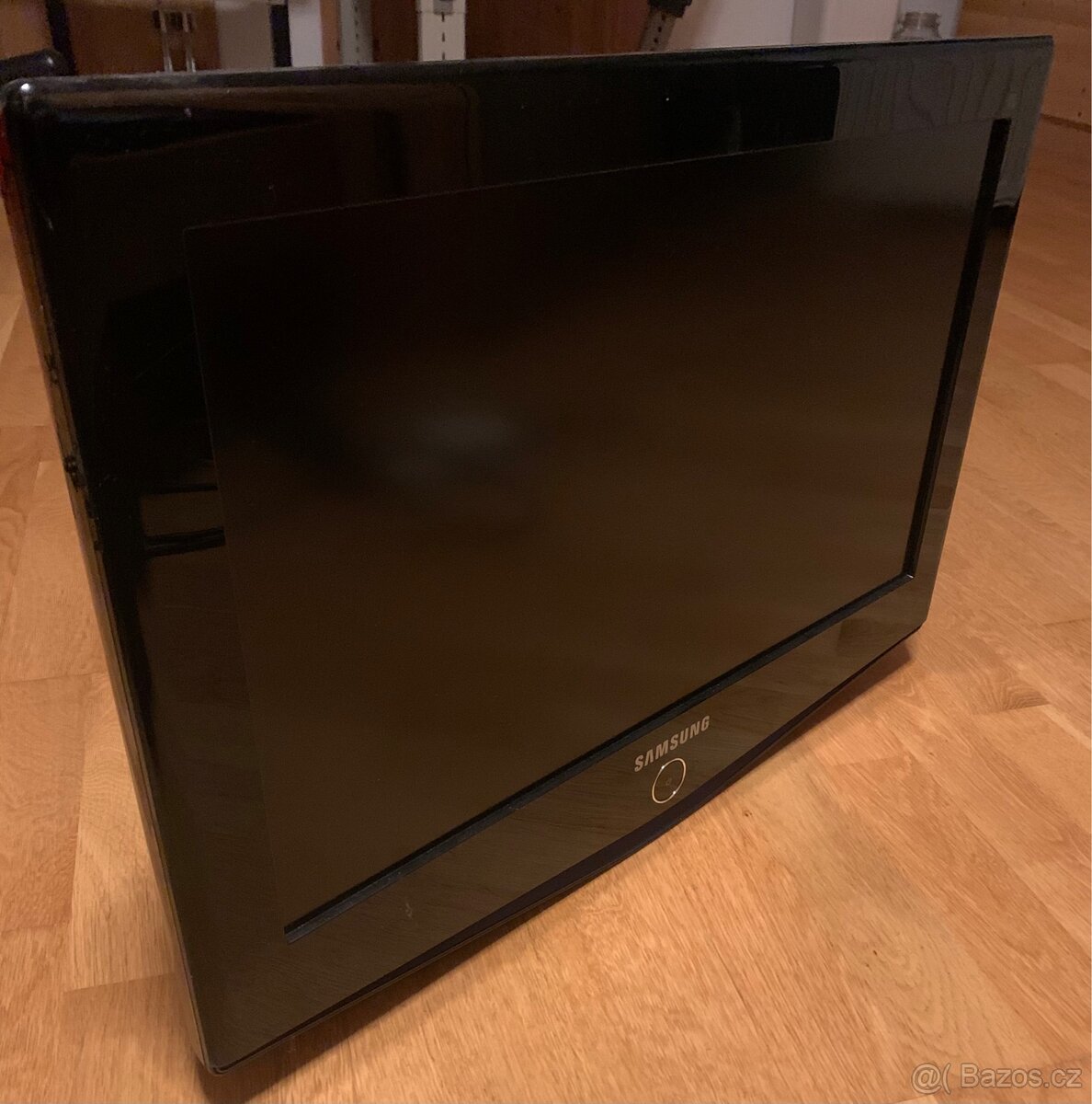 Televize Samsung LE23R71B