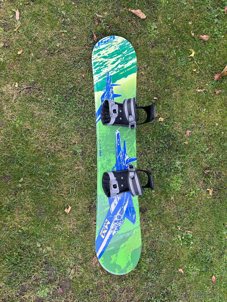Dětský snowboard 125cm