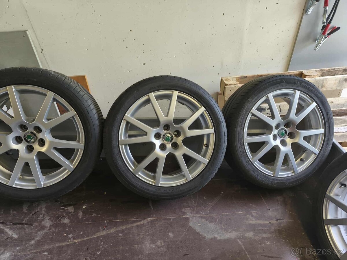 Orig. kola Škoda Spider 17" + letní pneu