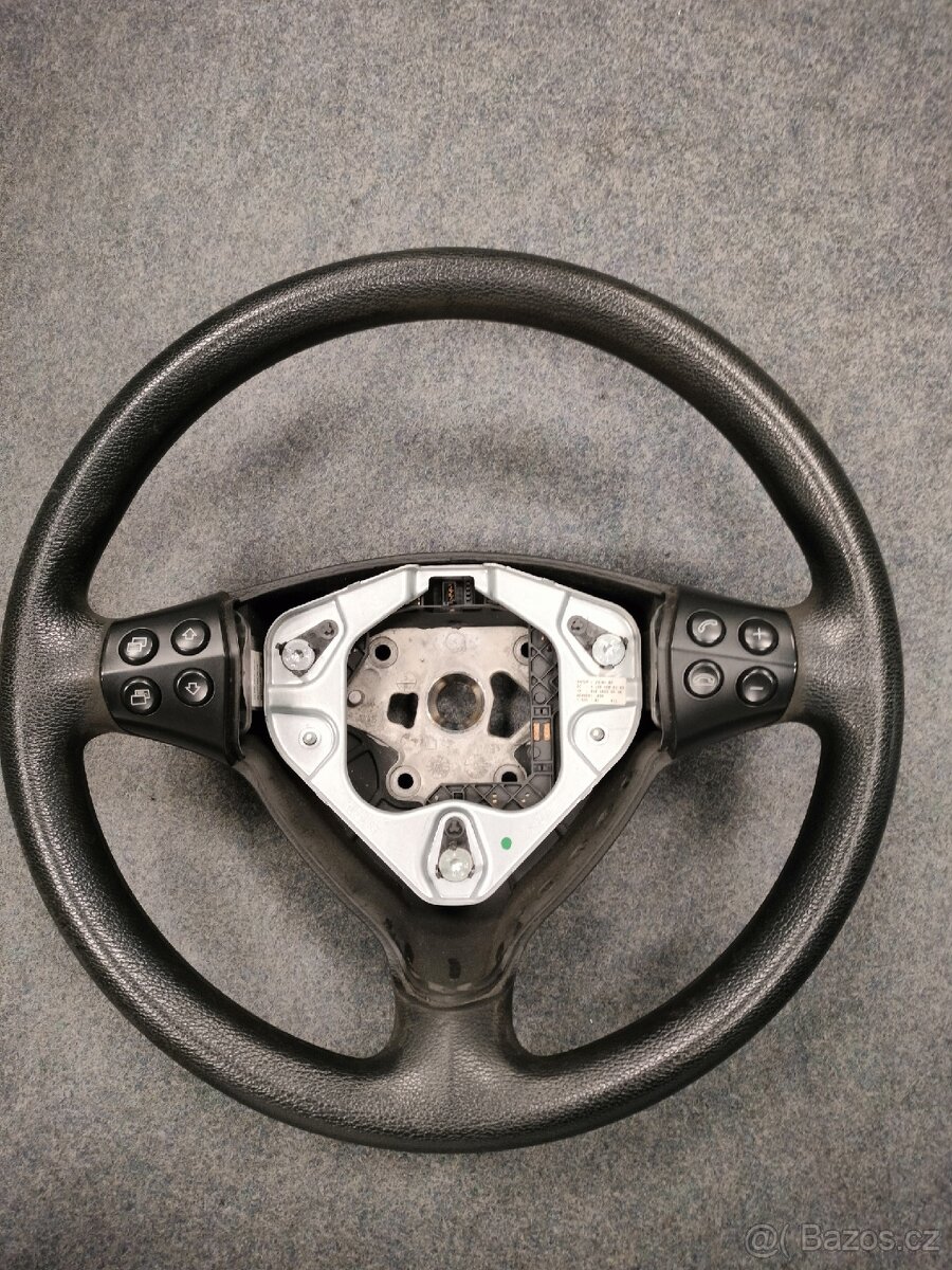 Multifunkční volant Mercedes W169