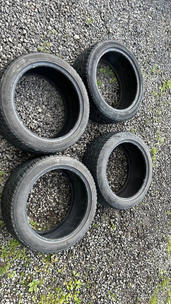 ND Ford Mondeo 2.0/2.2TDCi 103/120/147kw/1Zimní pneu 235/45