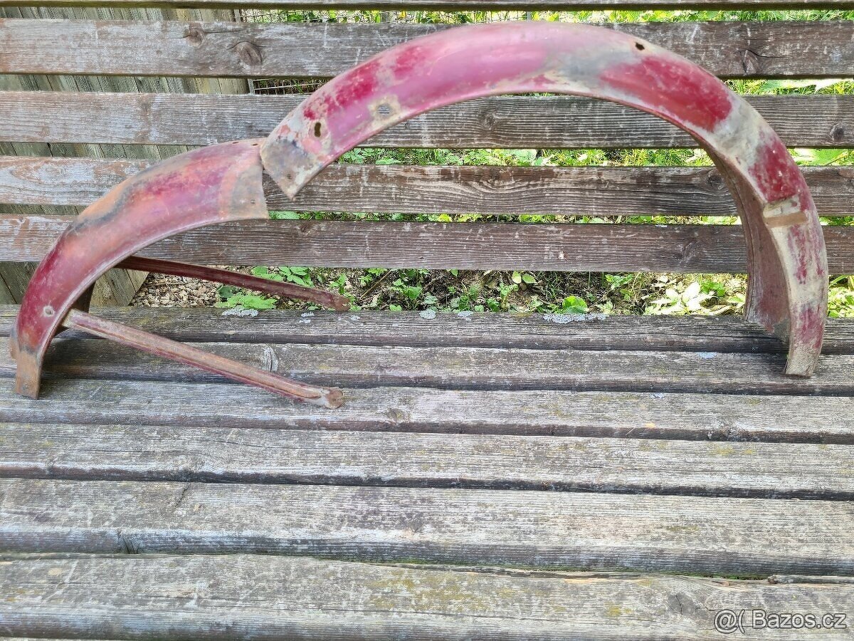 Zadny blatnik jawa perak komunista