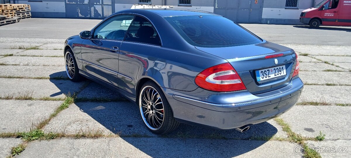 Mercedes-Benz C-