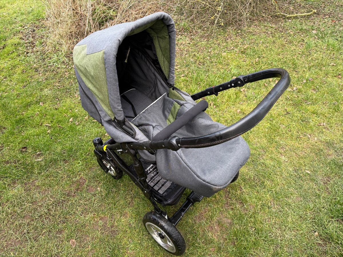 Dětský kočárek, korbička, vajíčko