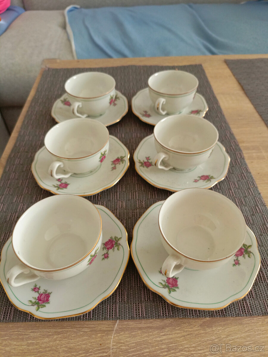 Krásný kávový servis