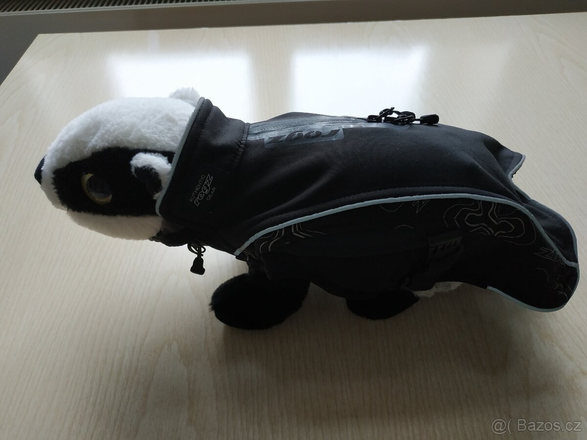 Kabátek pro psa Rogz SportSkin – softshell, velikost 22 cm