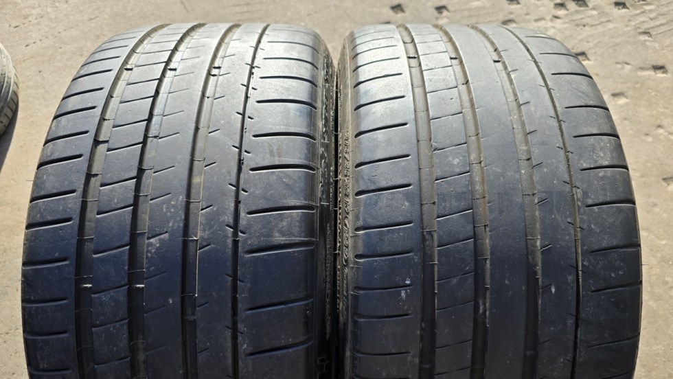 Letní pneu 275/35/19 Michelin