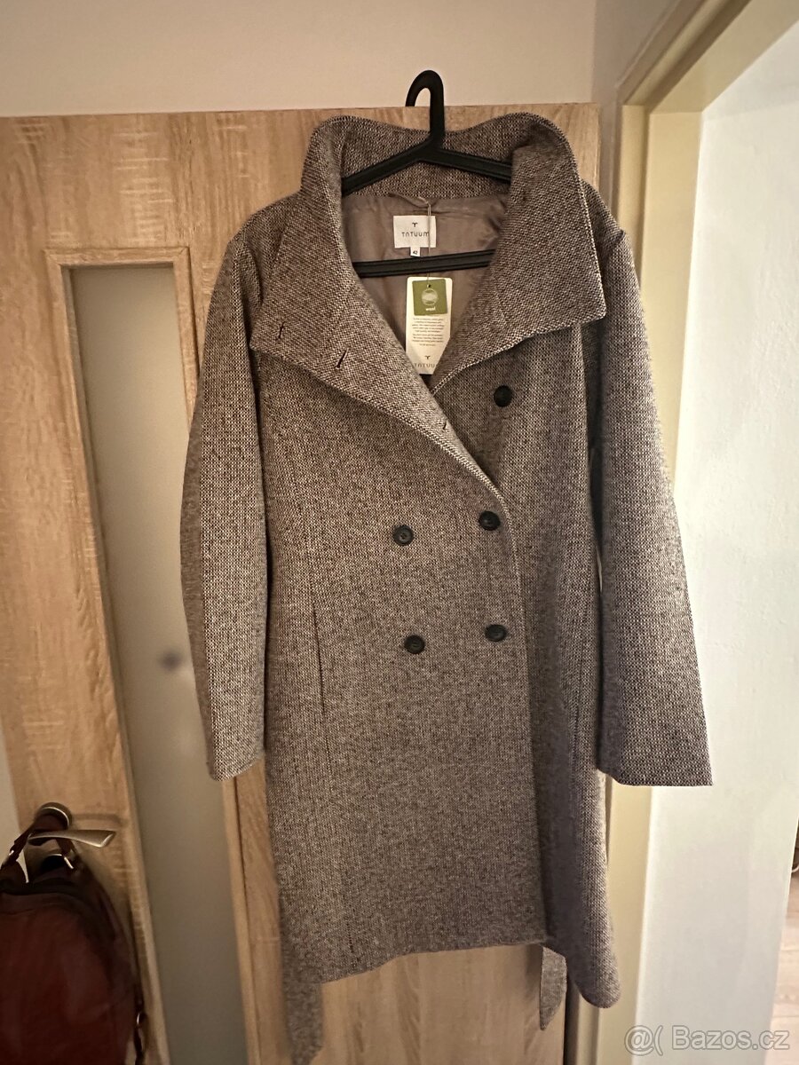 Prodam dámský kabát Tatuum