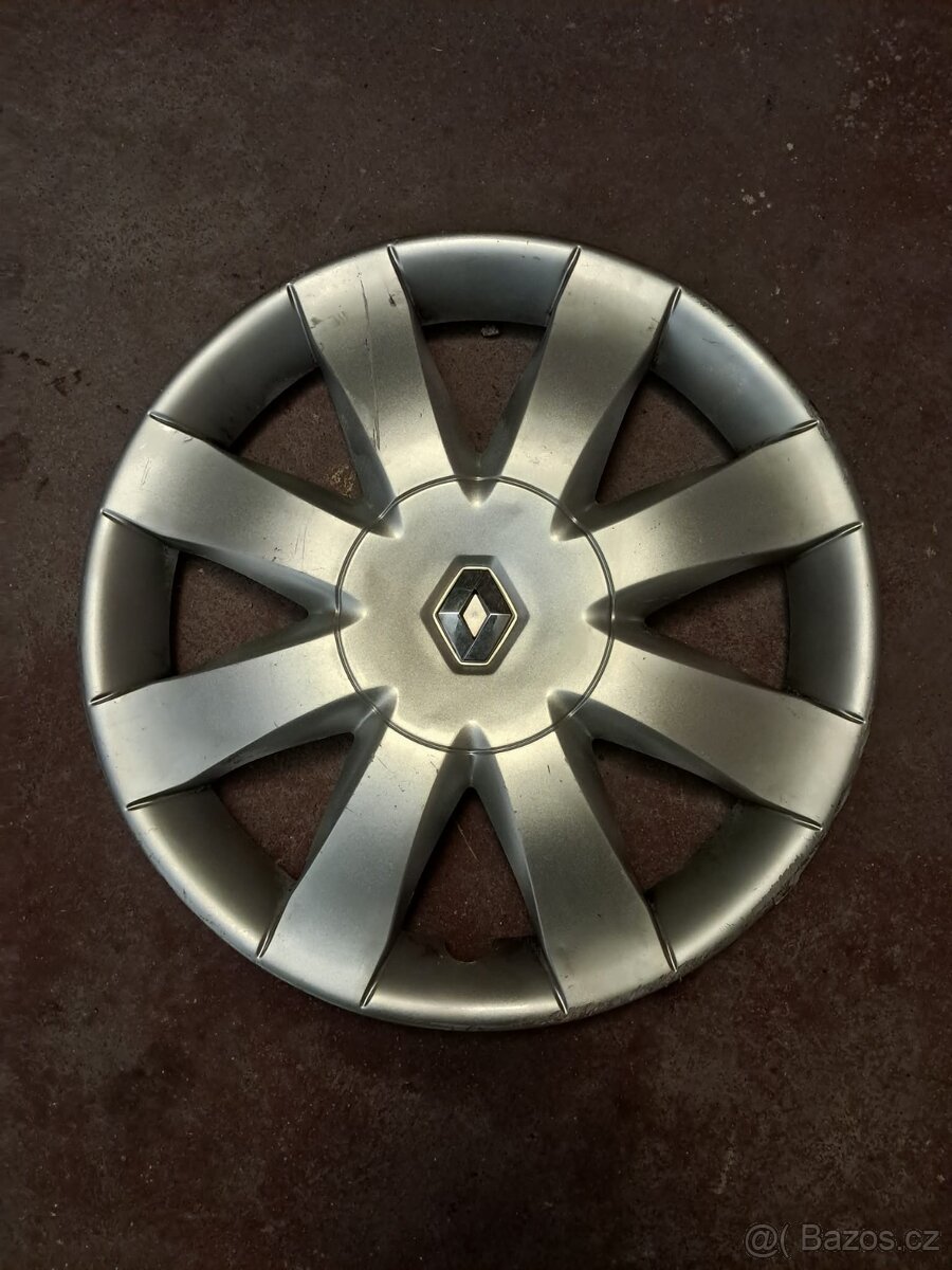 1 kus poklice Renault 15"