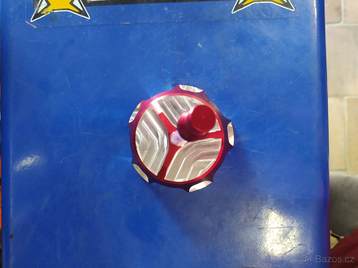 Víčko nádrže 48mm