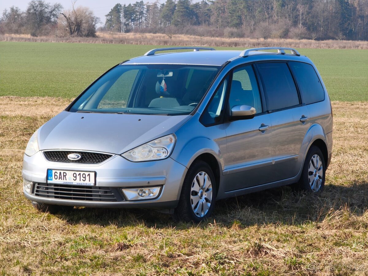 Ford Galaxy 2,0i