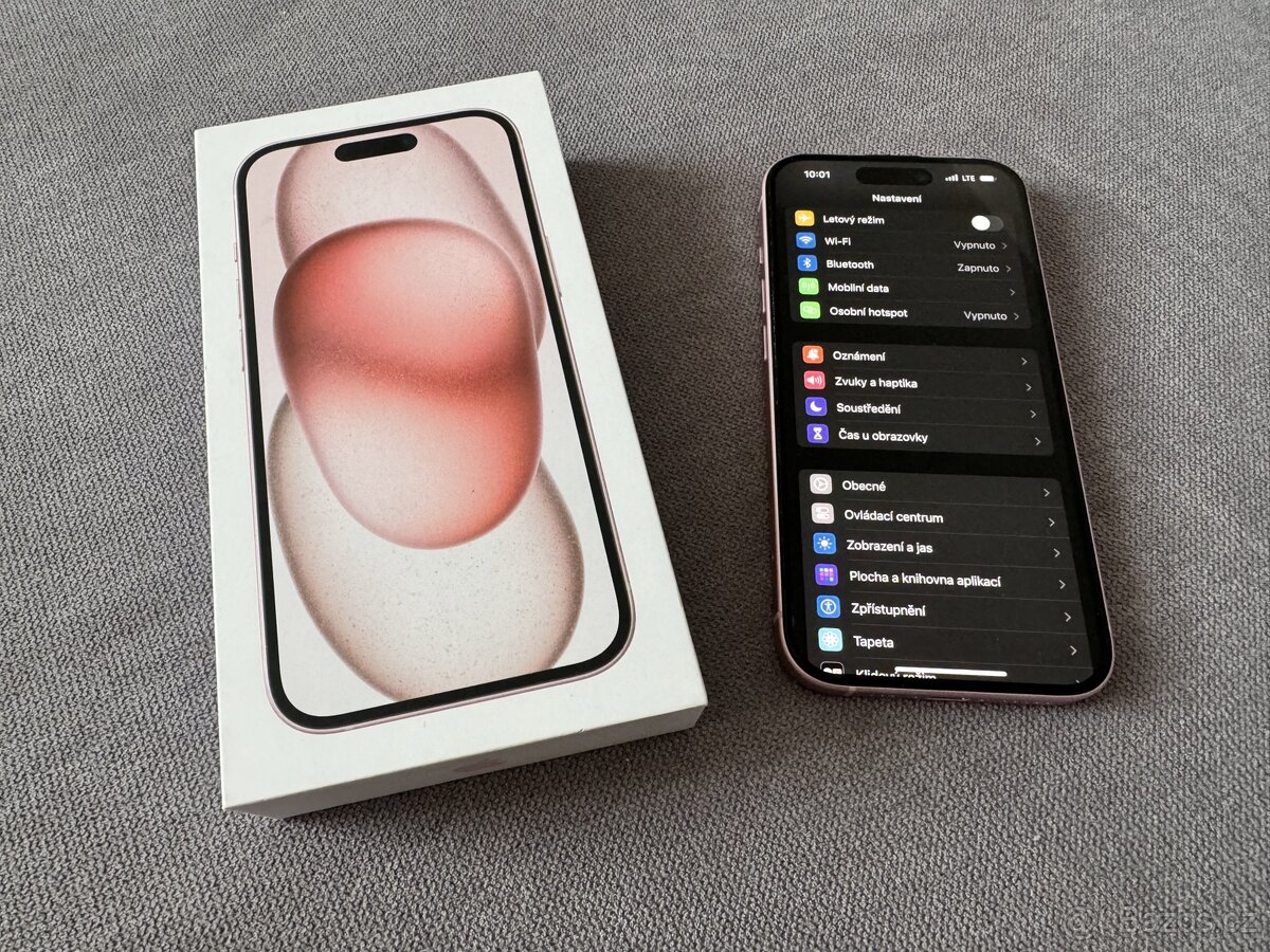 Apple iPhone 15 128Gb Pink - Zánovní