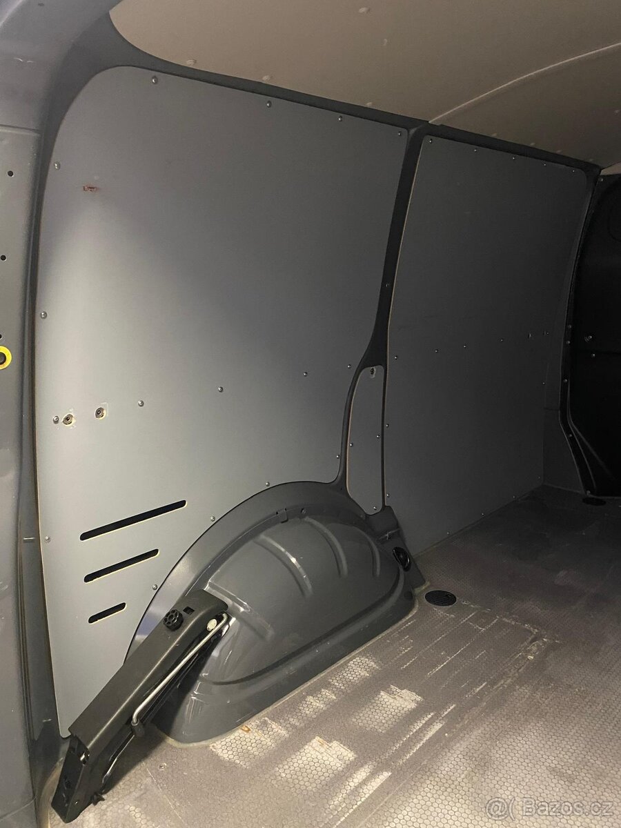 Obložení bočních stěn, a stropu VW T5 / T6 krátký