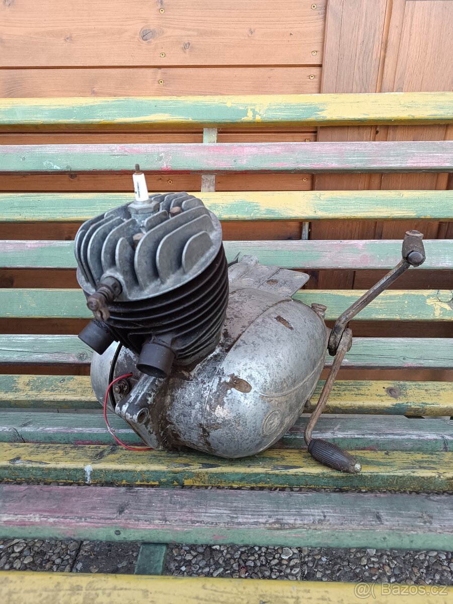 Motor ČZ 125 B / T