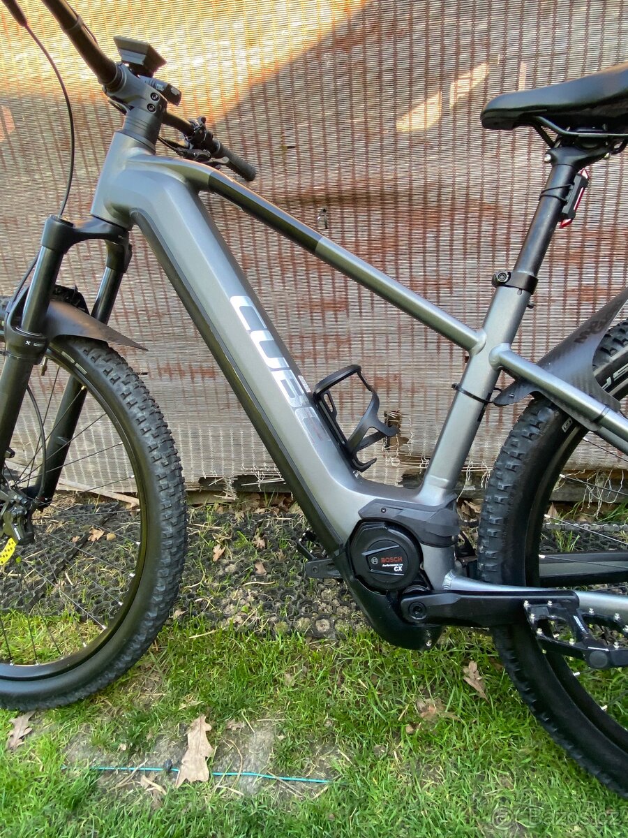 Prodám elektrokolo Cube Reaction Hybrid Race 750