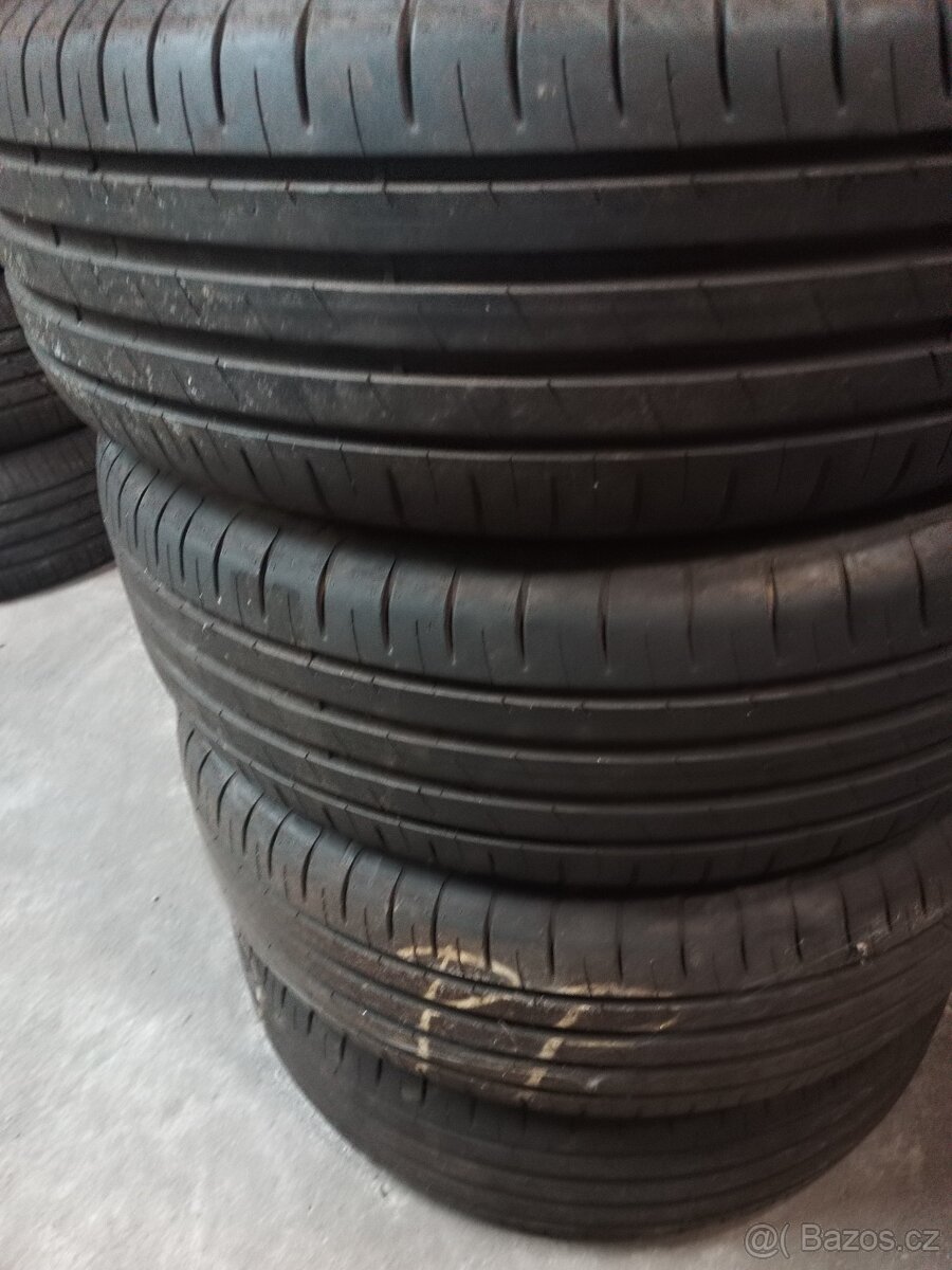 205/60 R16