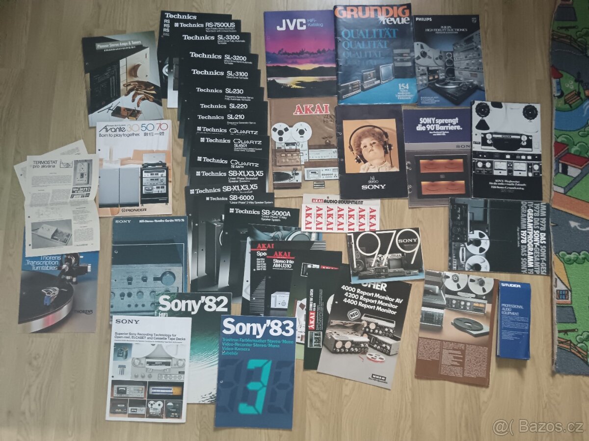 Dobové prospekty Hi-Fi Technics, Sony, Pioneer, AKAI, atd.