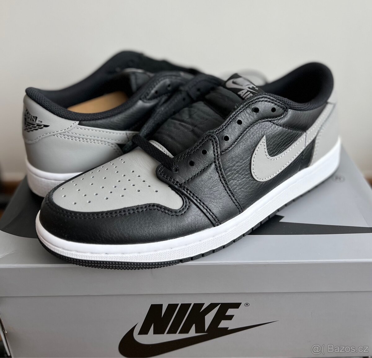 AIR JORDAN 1 LOW OG SHADOW 42.5