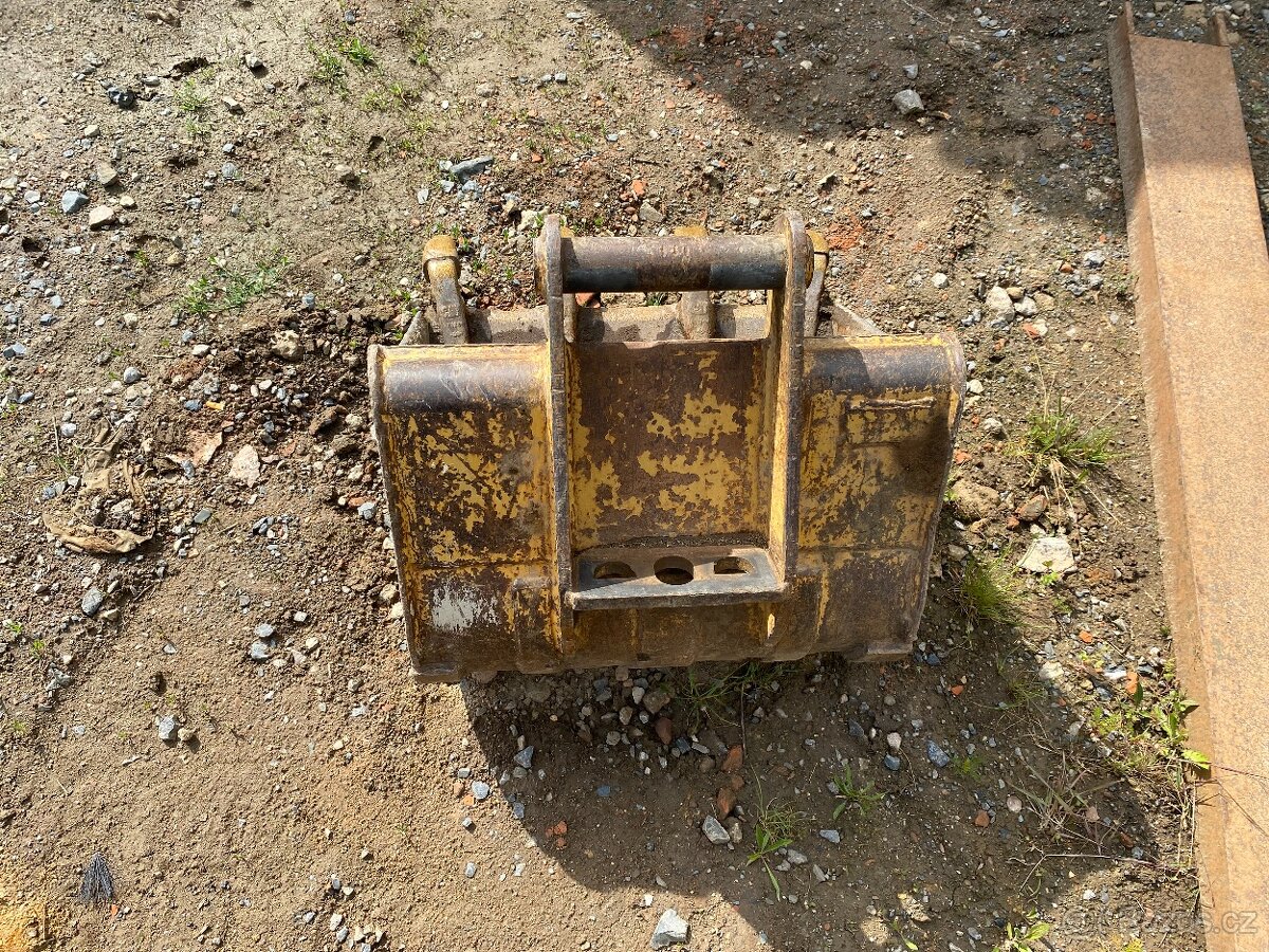 Lopata 60cm