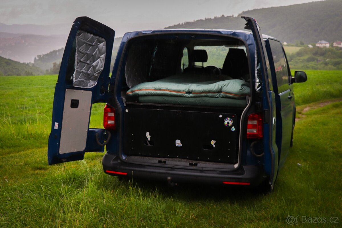 Spací vestavba do Volkswagen T5, T6