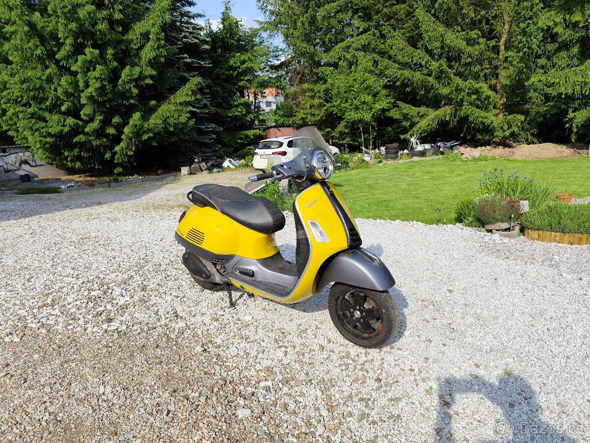 Vespa GTS 300