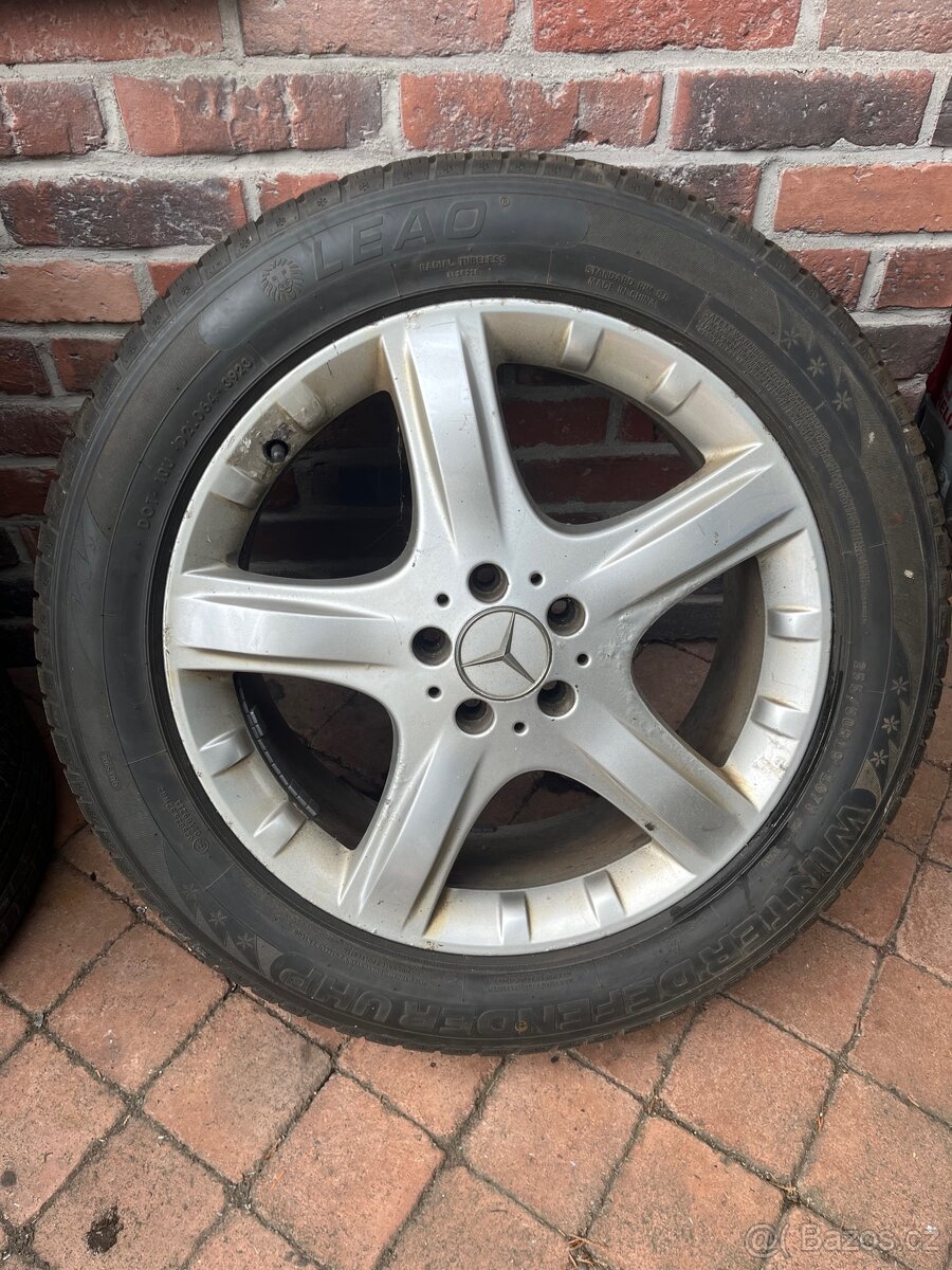Sada Mercedes 255/50 r19 107V ET67