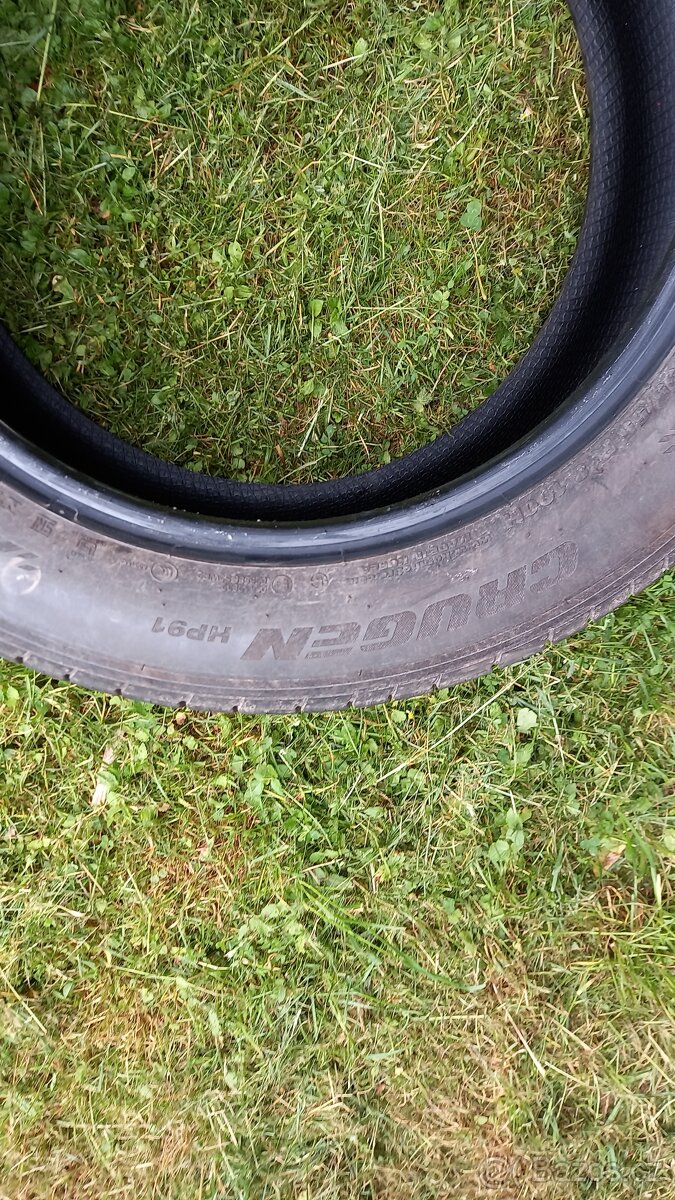 prodám pneu r18