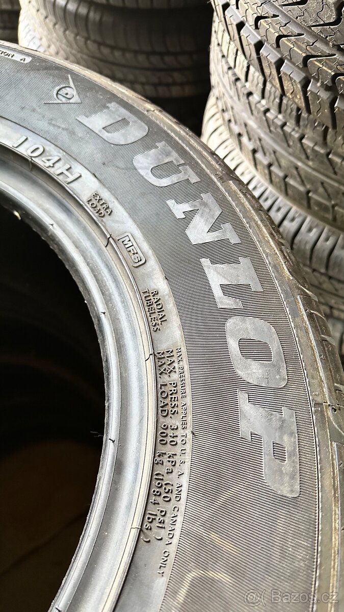 235/60 R16 104H