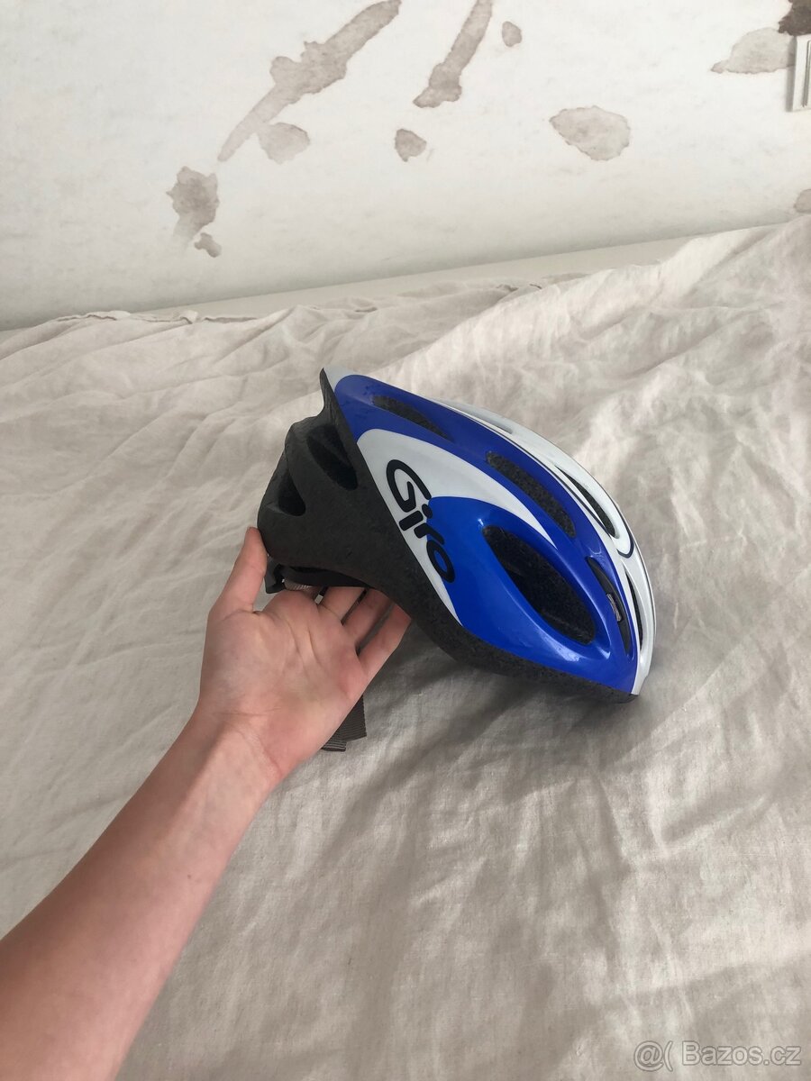 Cyklistická helma