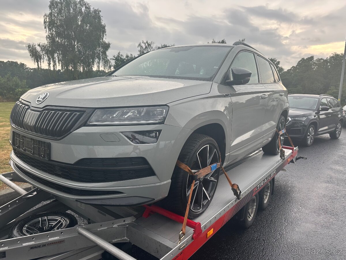 ŠKODA KAROQ SPORTLINE 1.5TSI BENZIN cockpit canton m2021