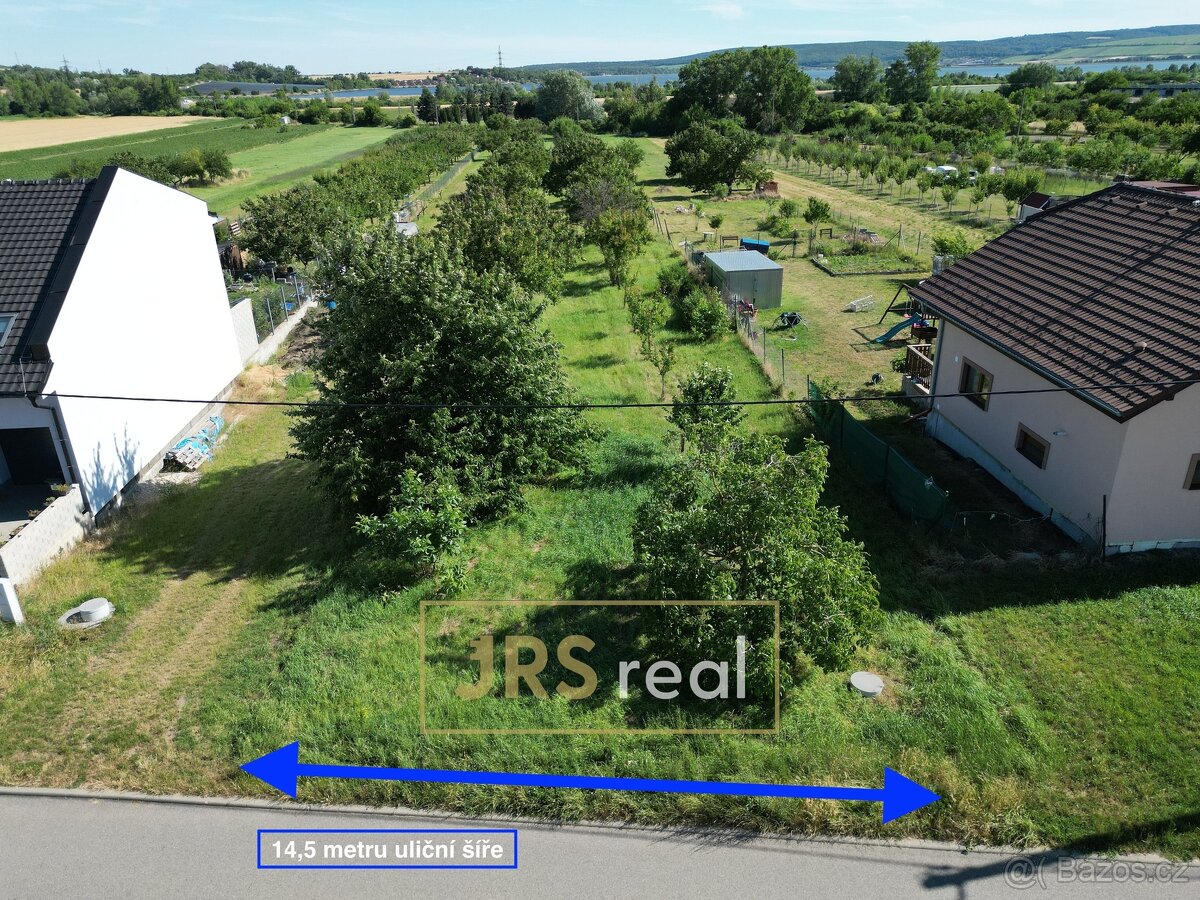 Prodej pozemku pro bydlení, 3 491 m2 - Šakvice