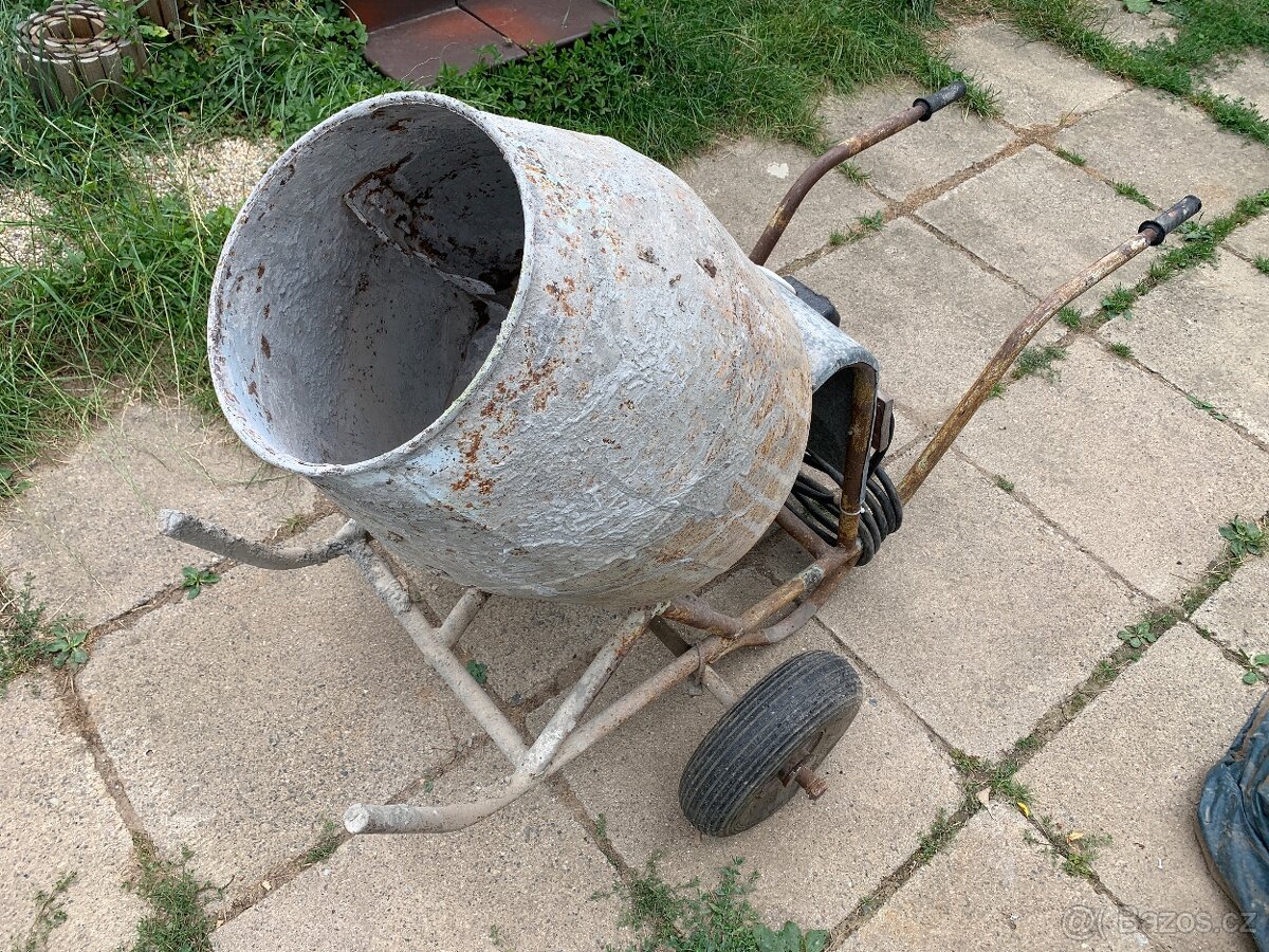 Michacka stavebního materialu  na maltu beton na 380V