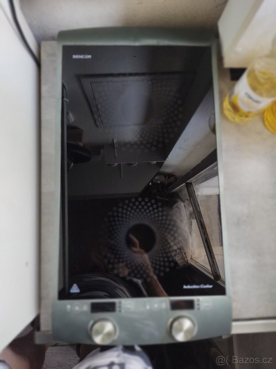 Indukční dvou vařič