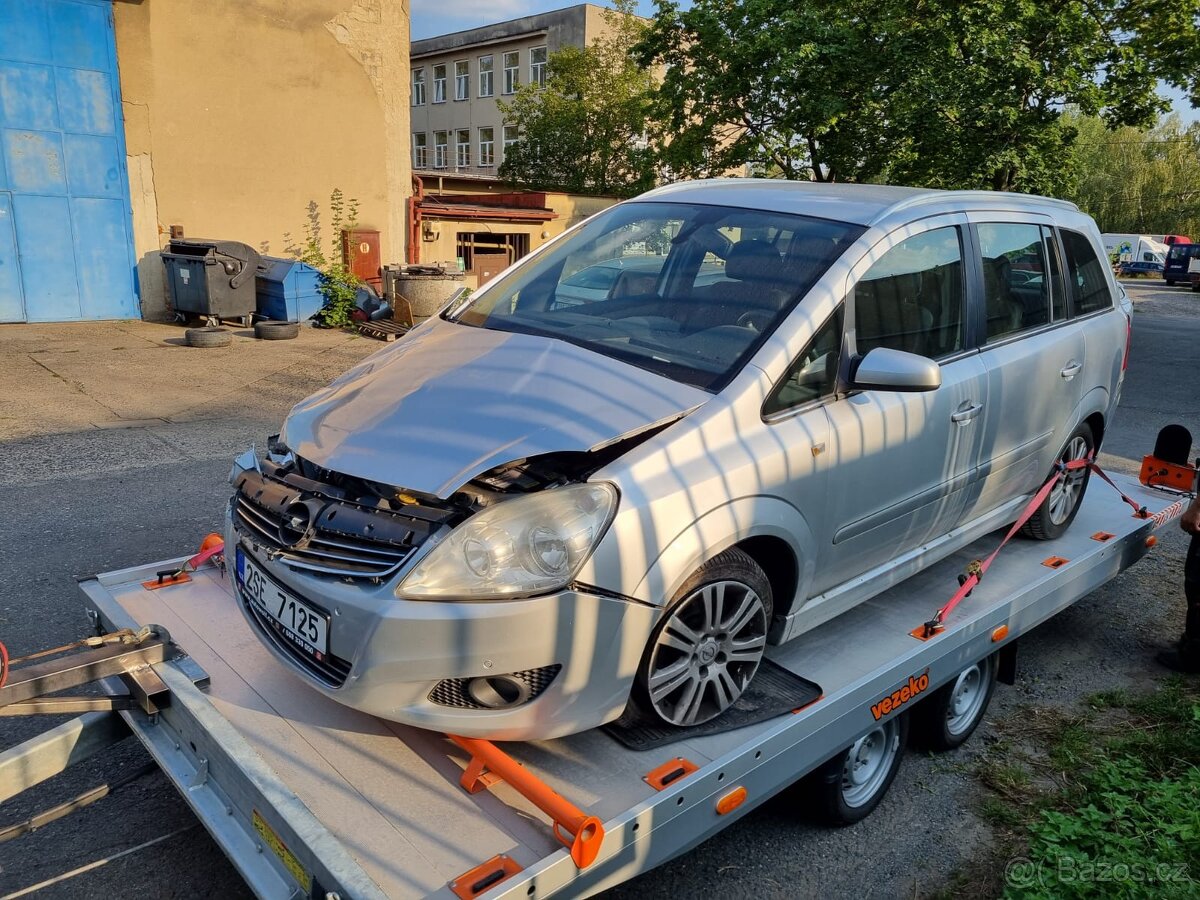Opel Zafira Family B, rok 2008, 1910/110kW