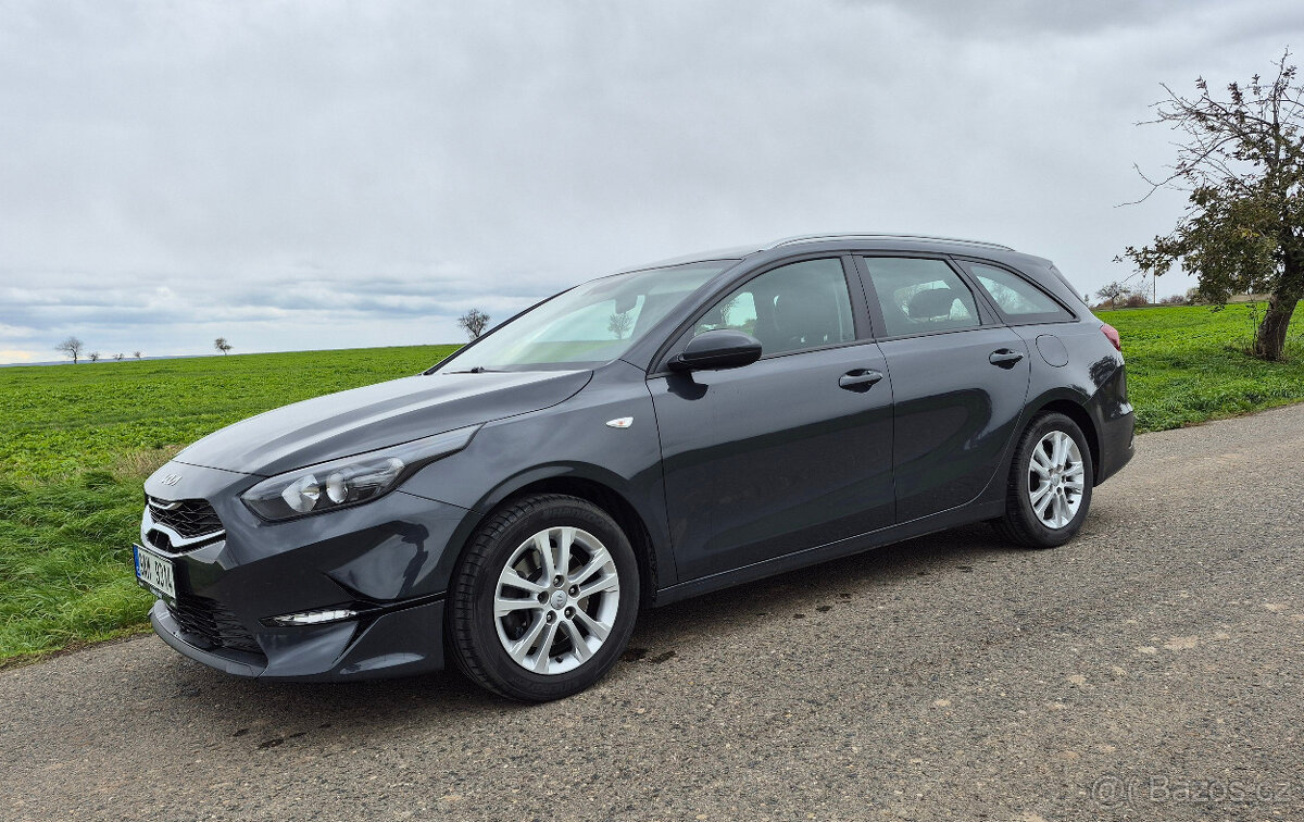 Kia Ceed kombi 1,5 TGDi 118kw, tažné, MY2023, CZ