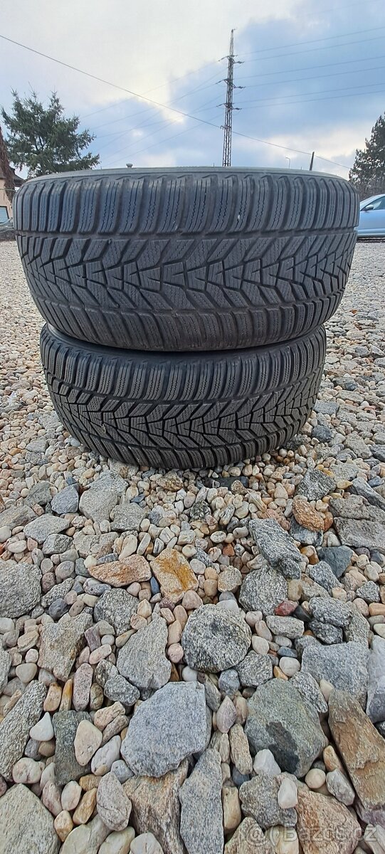 235/55 R17 zimni pneu