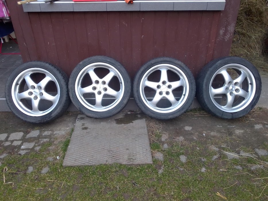 VW,Škoda,Mercedes kola 5x112 17"