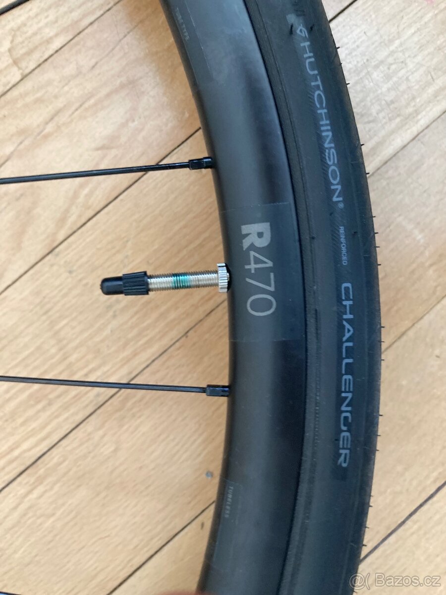 Prodam silnicni  kola DT Swiss r470,plaste Hutchinson