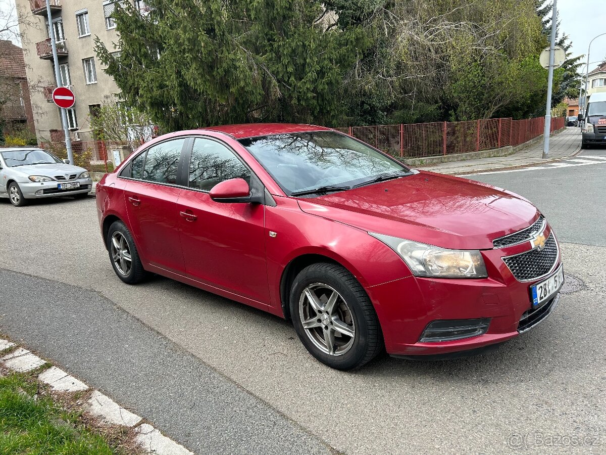 Chevrolet Cruze 1.6 benzin