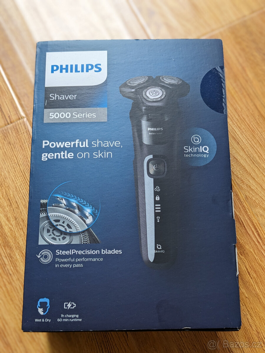 Elektrický holicí strojek - Philips Shaver Series 5000