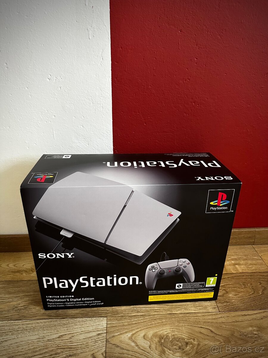 PlayStation 5 - 30th Anniversary Limited Edition