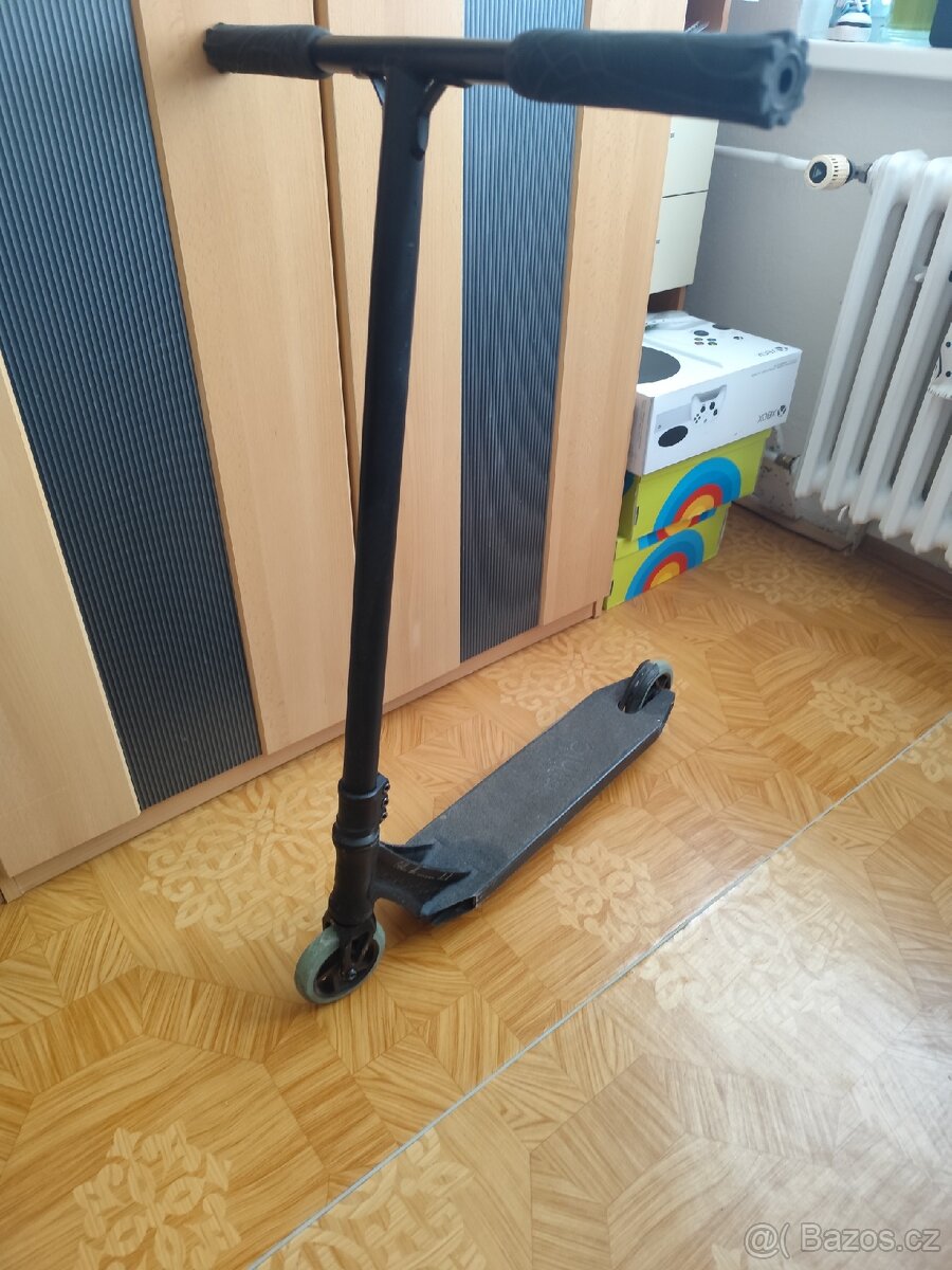 prodam custom freestyle koloběžku