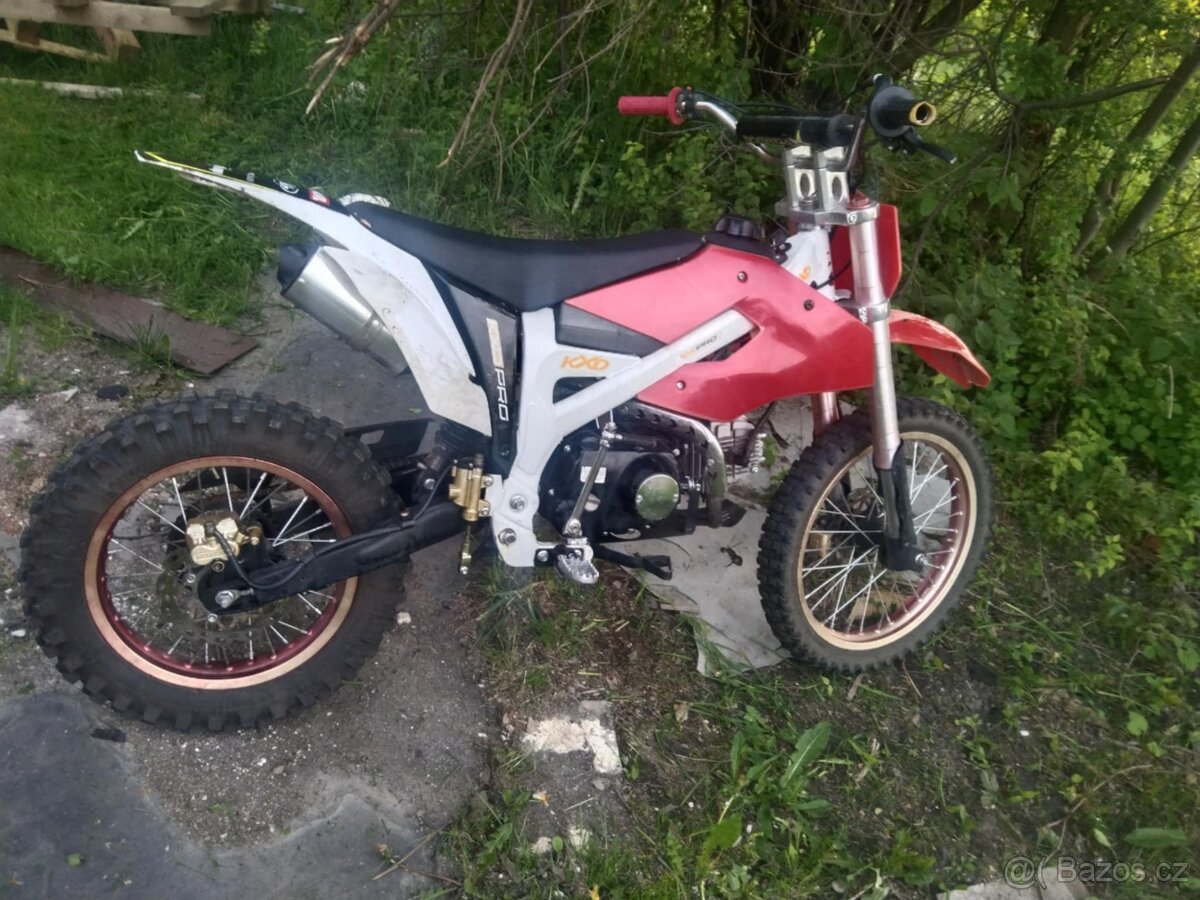 Prodám motorku kxd 125