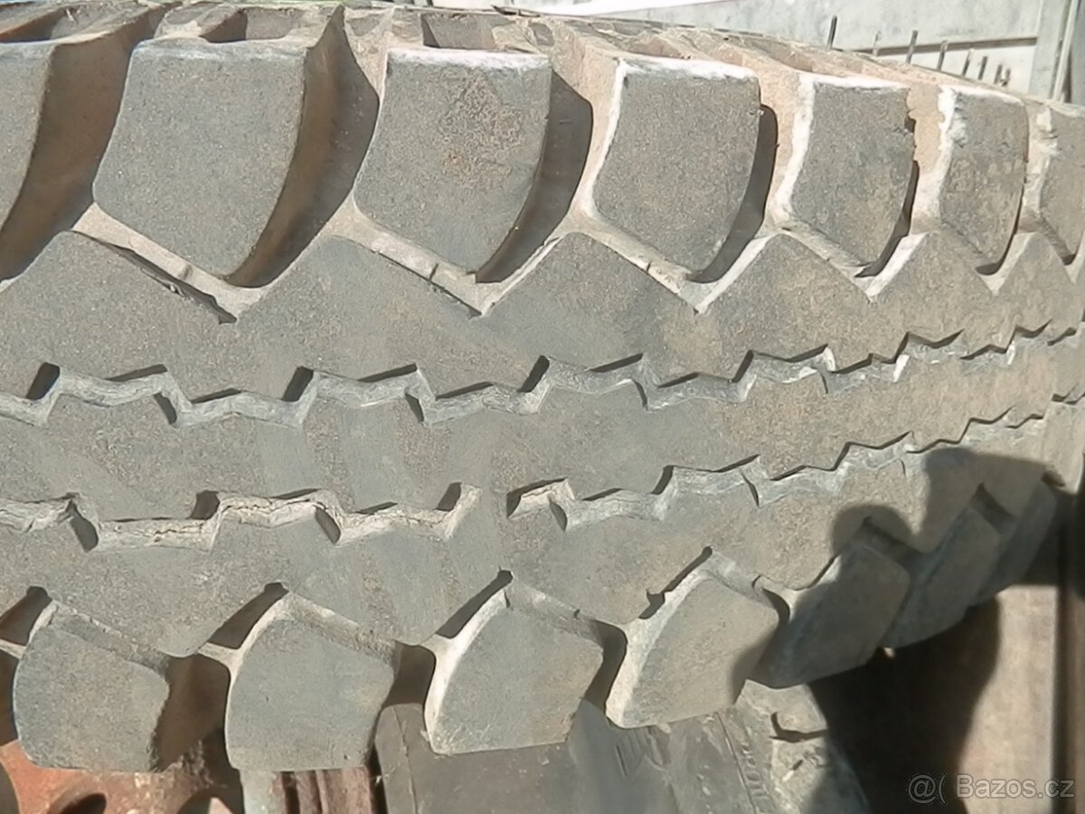 Pneu kompletní 11 - 20 ,Barum