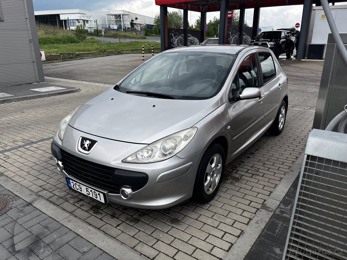Peugeot 307, 1.4, 65 kW, r.v. 2006