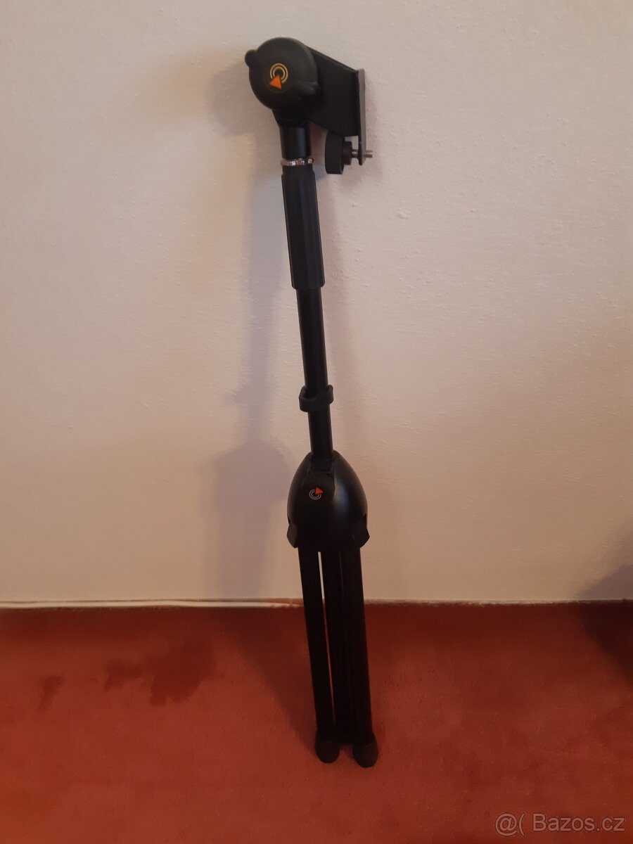 Universální stativ