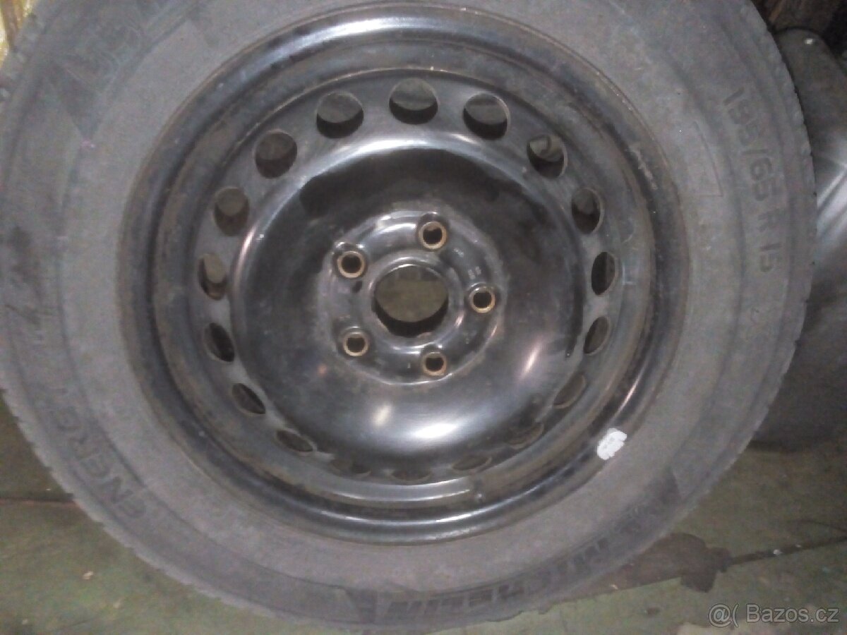 Obute plechy audi 5x112 et 47mm 6J15 pneu 195/65/15