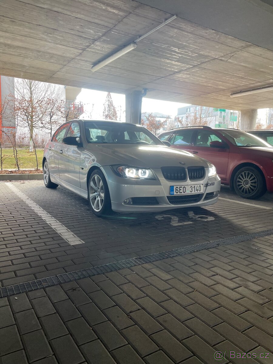 BMW e90 320i 110kw