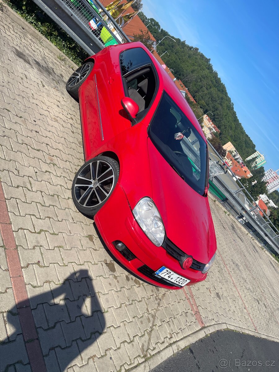 Vw golf 5 1.9TDI 77kw BKC URČENO NA OPRAVU